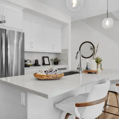 New Luxury Sleeps 7 AC Double Garage