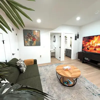 Luxury Guest Suite in Calgary
