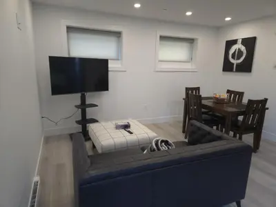 Gallery image of Effortless Elegance: 1-Bedroom Condo Retreat in Vancouver