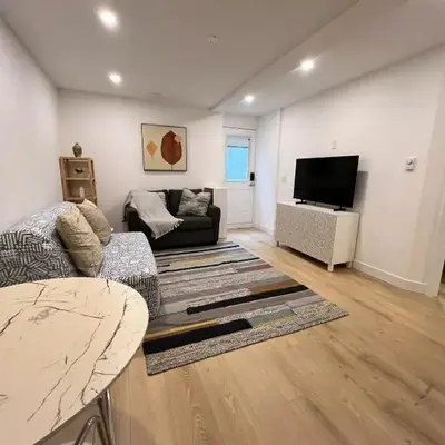 Modern 2bd suite near Langley Events Centre
