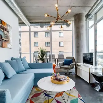 Modern 1BR plus Den Condo for 4 guests Great Views and Balcony