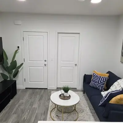 Modern 2BR near Hospital