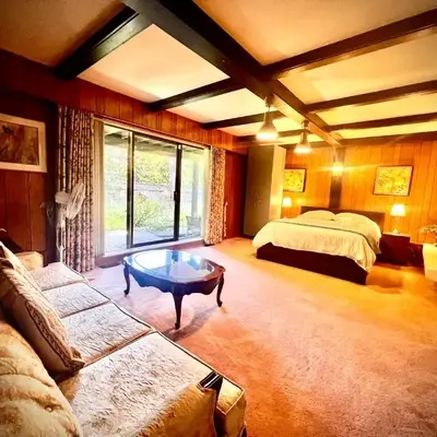 Comfortable private room near UBC-B