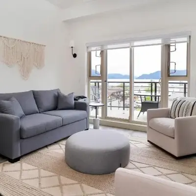 4BR Unit In The Heart Of Harrison