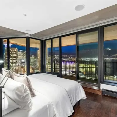 3-Level Modern Luxury Sub-Penhouse