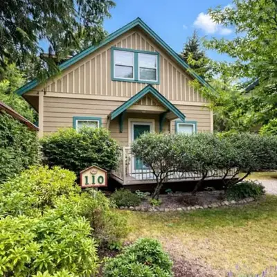 Oceanside Resort 3 BED 2 BATH with Indoor Pool and Hot Tub