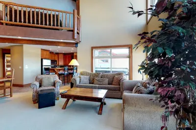 Gallery image of Spyglass 3F in Big White