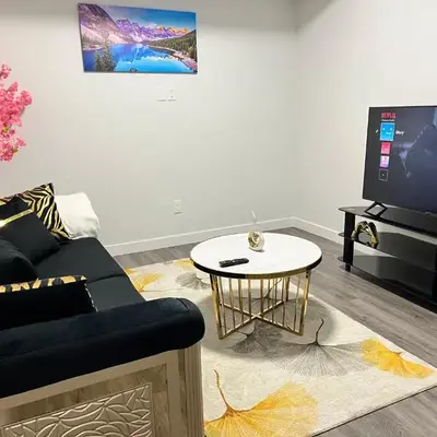 One bedroom private entrance suite