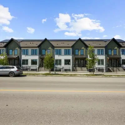 Exquisite 1-Bdr Condo Apt