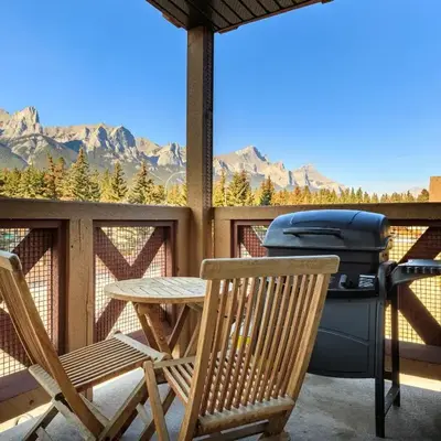 Bluebird - Spacious Luxury Shared Rooftop Hot Tub