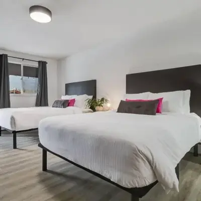 Gateway Suites Charming Stay perfect for 4 Guests