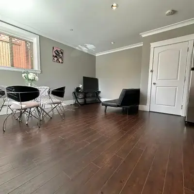 Bright & Cozy 1B1B in Vancouver-close to YVR Airport & DT