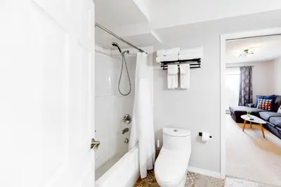 Gallery image of Hilltop Hideaway Suite - Legacy 401 in Big White