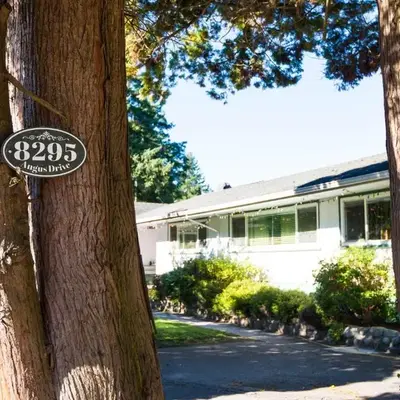 South Vancouver Garden Home