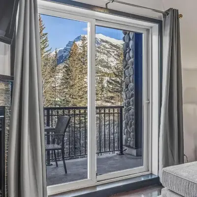 Amazing Views 1BR Condo with Hot Tub and Pool