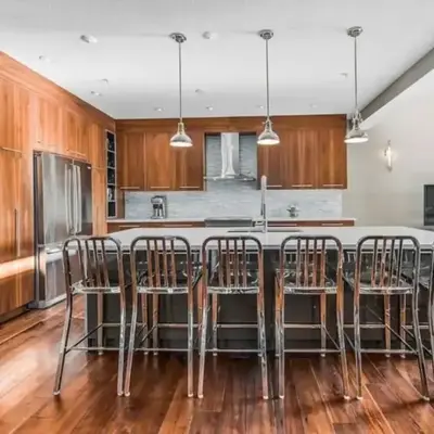 LUXUS 4BR Penthouse 2500sqft with Private Hot Tub