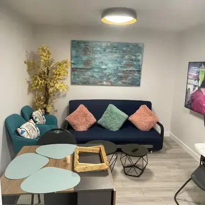 Cozy and modern two bedroom guest suite
