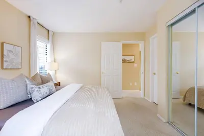 Gallery image of Free St Parking/Entire Local Family House/Sleep 8! in Vancouver