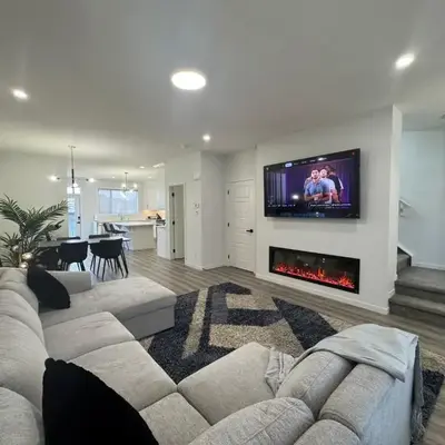 Family Friendly Rockies Retreat at Glacier Ridge NW Calgary