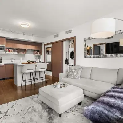 Modern Chic Apartment with Balcony & Workspace