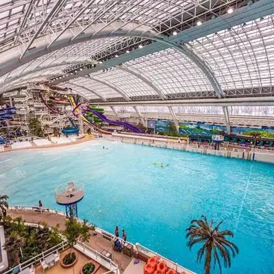 Cozy Suite near West Edmonton Mall & River Cree Casino