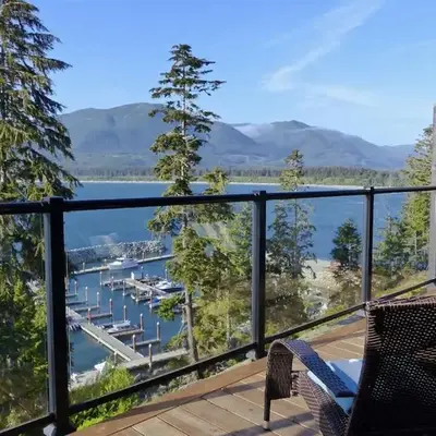 Amazing Oceanfront & Eagle Views pet Friendly - 2 bath