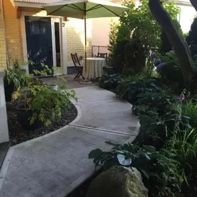 Beautiful Oasis in prime Vancouver BC with 2 bed and patio PLUS Studio available