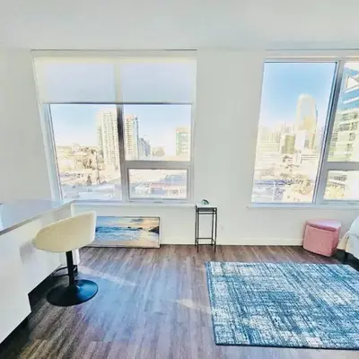 Simple Minimalist Condo For Busy Students or Professionals
