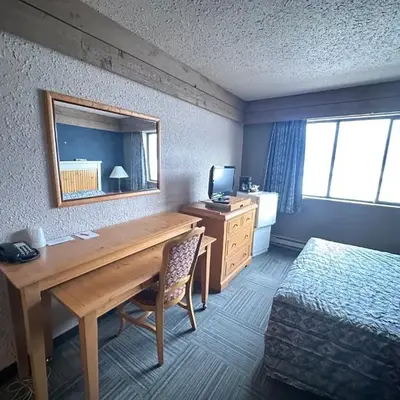 Logan Lake Hotel