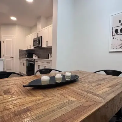 Heartland Stays - Brand New 3 Bed Room Cozy Home