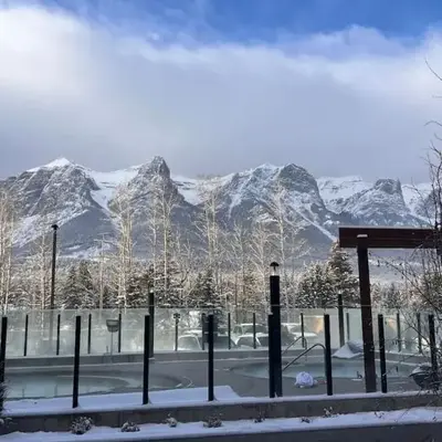 New Condo with Pool and Hot Tub Sleeps 9