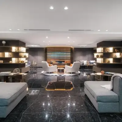 Paradox Vancouver
