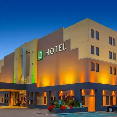 iHOTEL & Conference Centre Red Deer