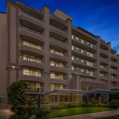 Best Western PLUS Inner Harbour Hotel