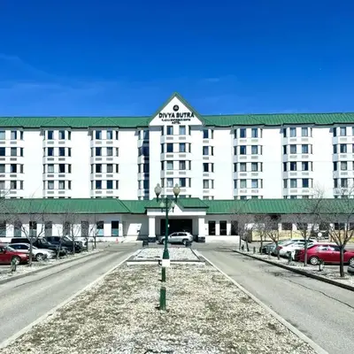 Divya Sutra Plaza and Conference Centre Calgary Airport