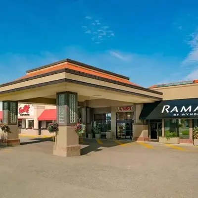 Ramada by Wyndham Kelowna Hotel & Conference Center