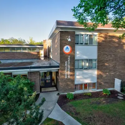 HI Edmonton - Hostel