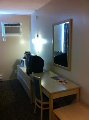 Gallery image of Rider's Inn in Kamloops