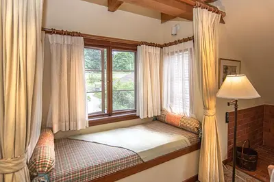 a window seat in a room with a window at Hastings House Country House Hotel in Ganges