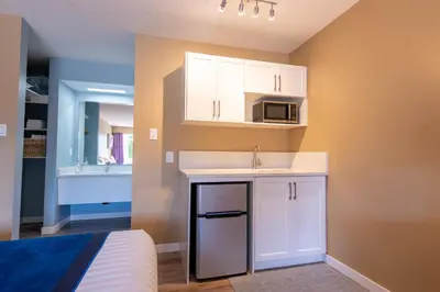Gallery image of Ocean Crest Motel in Qualicum Beach