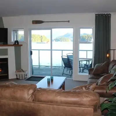 Siennas Harbour House
