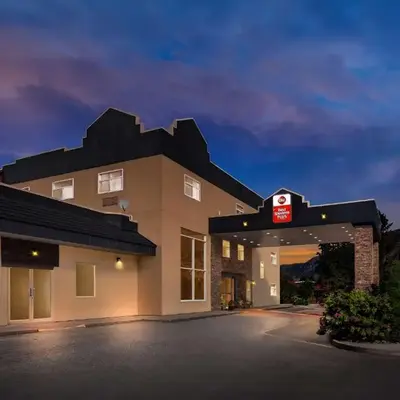 Best Western Plus Osoyoos Hotel & Suites