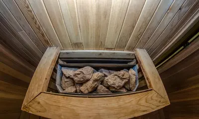 a wooden box filled with rocks in a wooden ceiling at Plains Motel in Brooks