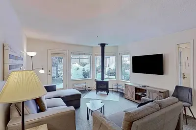 Gallery image of Villas Foxglove in Whistler