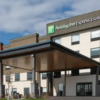 Holiday Inn Express & Suites - North Battleford by IHG