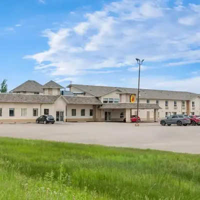 Super 8 by Wyndham Meadow Lake
