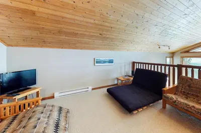 Gallery image of Arolla Chalet D in Big White