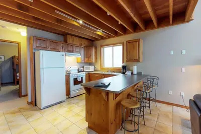 Gallery image of Arolla Chalet D in Big White