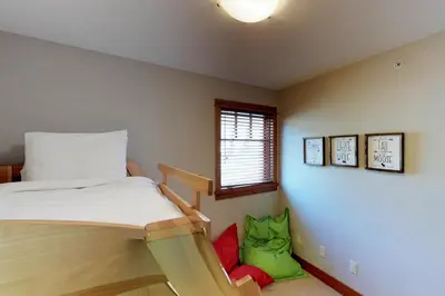 Gallery image of Rockridge 375 Snow Escape in Big White