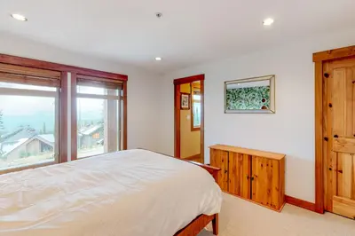 Gallery image of Towering Pines 2 in Big White